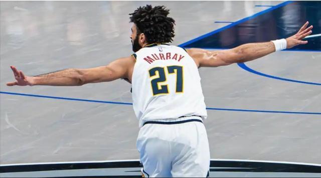 华体会-约基奇不在穆雷场均25+10+5 这表现还不能为他争得一次全明星?