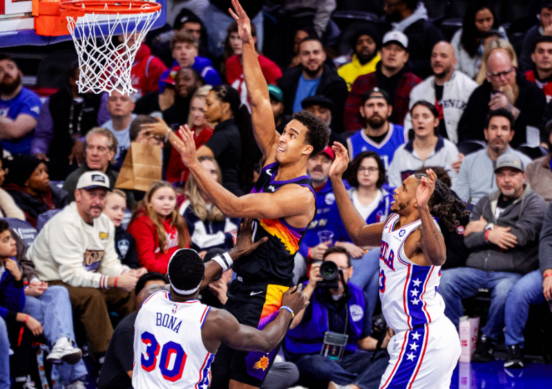 华体会-格林复出2记三分布克27+3+4,探花带不动西帝25中7,太阳大胜76人