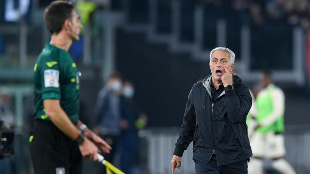 1635728381089083825.jpg 穆里尼奥:评裁判就会停赛 中卫:房子大点球遭漏判