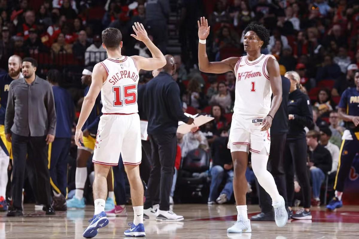 华体会集团-西部排名大乱！3队抢第2，湖人掉第6，勇士第8难保，快船翻身成功