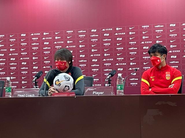 hth-李铁：很尊重和重视马尔代夫 球队状态调整得很好